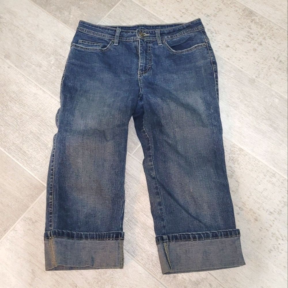 Lee Denim Cuffed Jean Capris Denim Capris Size 6